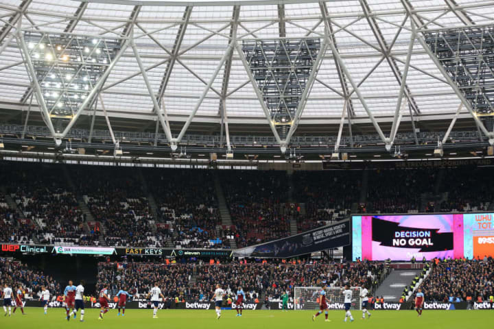 É decisão do Tottenham Stadium, em Londres.