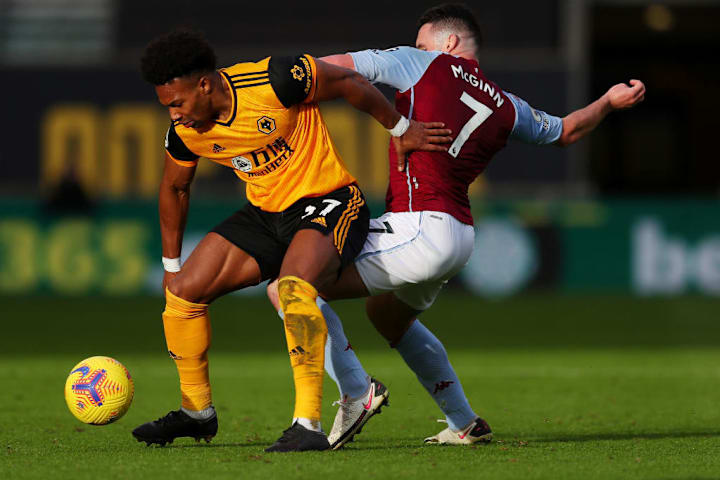 Wolverhampton Wanderers v Aston Villa - Premier League