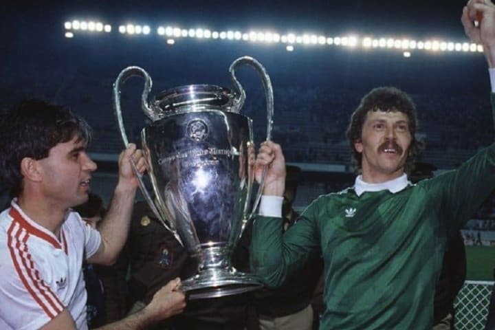 El Steaua Bucarest venció al Barcelona y tocó el cielo en Sevilla en 1986