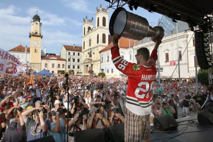 Stanley beer cup (full cans )  Hockey birthday, Hockey birthday parties,  Beer olympic