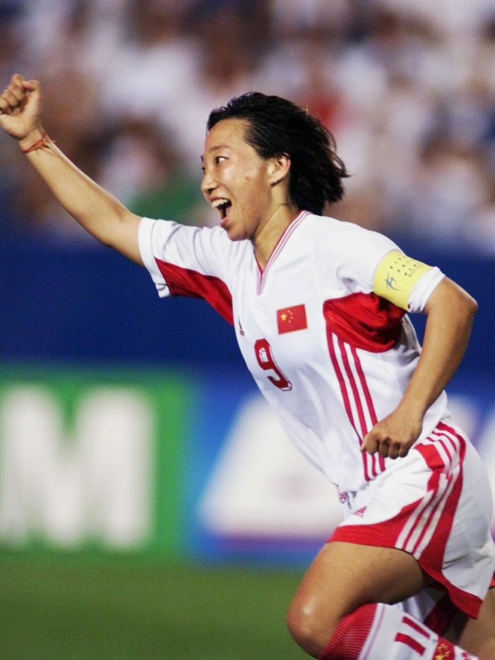 Wen celebrating during the 1999 World Cup