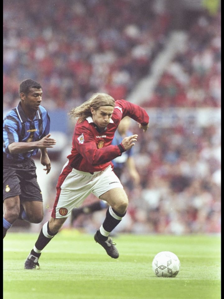 Karel Poborsky of Manchester United in action