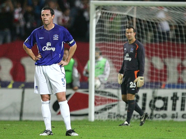 Dinamo Bucharest v Everton