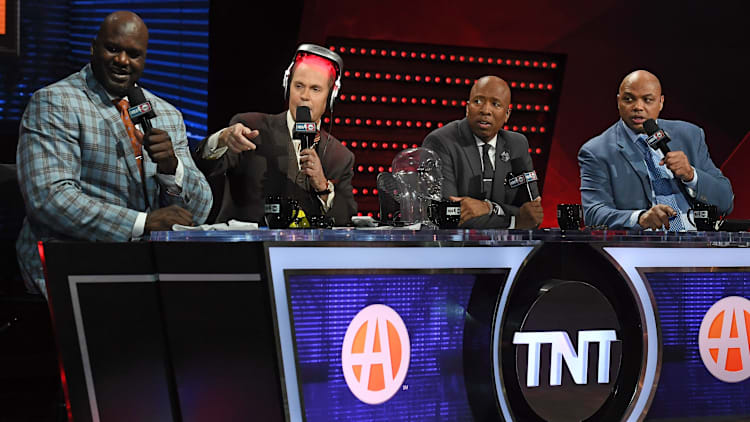Shaquille O'Neal, Ernie Johnson Jr., Kenny Smith, Charles Barkley