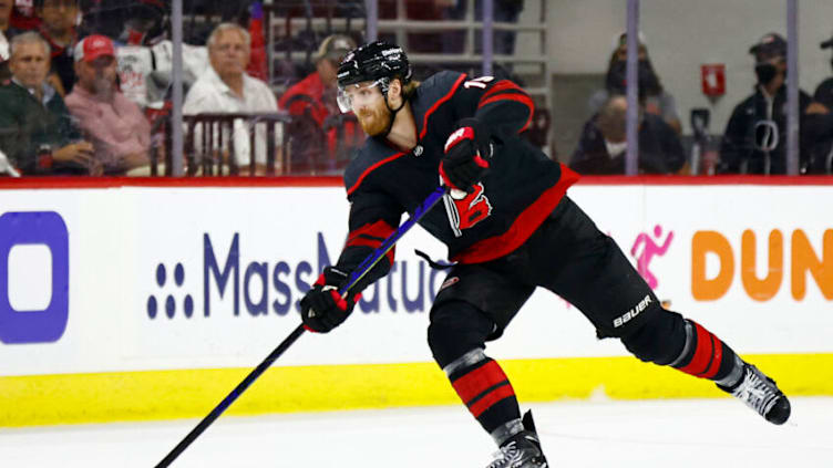 Dougie Hamilton Looks Great In New Jersey Devils Gear