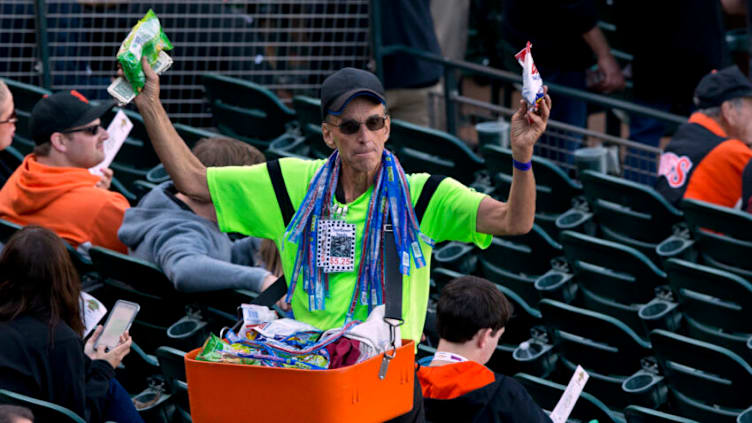 SAN FRANCISCO, CA - APRIL 18: A concession vendor selling in the stands before the game between the San Francisco Giants and the Arizona Diamondbacks at AT&T Park on April 18, 2015 in San Francisco, California. The San Francisco Giants defeated the Arizona Diamondbacks 4-1. (Photo by Jason O. Watson/Getty Images)