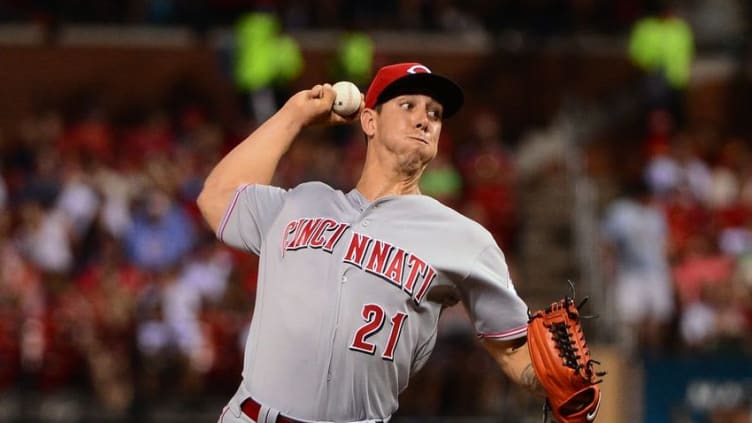 Aug 9, 2016; St. Louis, MO, USA; Cincinnati Reds relief pitcher Michael Lorenzen (21) pitches to a St. Louis Cardinals batter during the seventh inning at Busch Stadium. The Reds won 7-4. Mandatory Credit: Jeff Curry-USA TODAY Sports