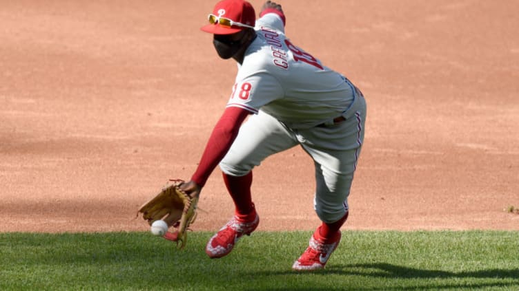 WASHINGTON, DC - SEPTEMBER 22: Didi Gregorius #18 of the Philadelphia Phillies fields the ball. (Photo by Greg Fiume/Getty Images)