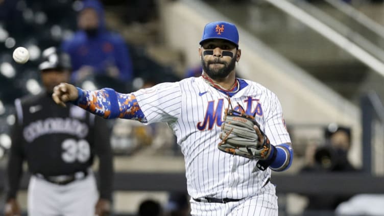 NEW YORK, NEW YORK - MAY 24: (NEW YORK DAILIES OUT) Jonathan Villar #1 of the New York Mets in action. (Photo by Jim McIsaac/Getty Images)