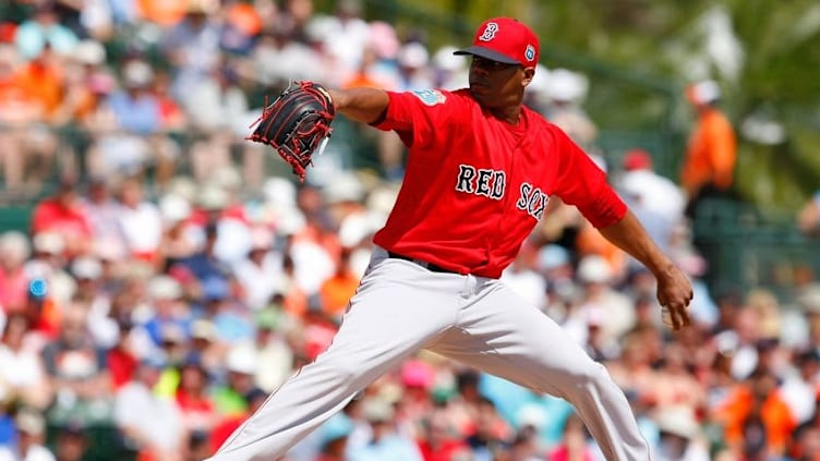 Mar 8, 2016; Sarasota, FL, USA; Boston Red Sox starting pitcher Roenis Elias (29) throws a pitch against the Baltimore Orioles at Ed Smith Stadium. Mandatory Credit: Kim Klement-USA TODAY Sports