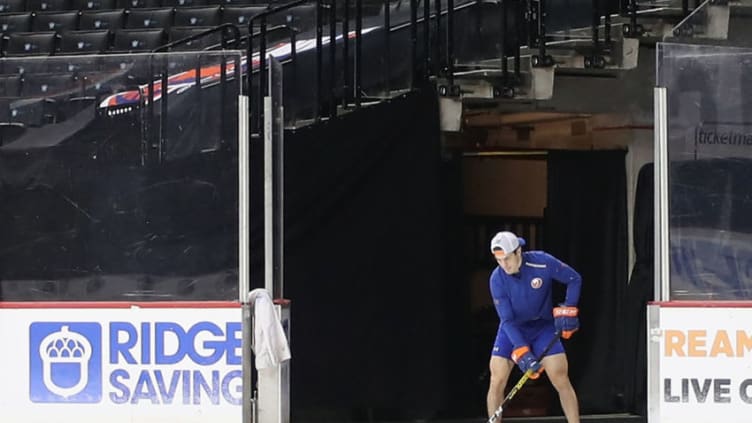 Mathew Barzal #13 of the New York Islanders (Photo by Bruce Bennett/Getty Images)