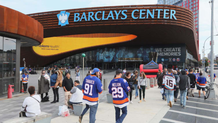 NEW YORK, NY - OCTOBER 16: Fans arrive for the season opening game between the New York Islanders and the Anaheim Ducks at the Barclays Center on October 16, 2016 in the Brooklyn borough of New York City. (Photo by Bruce Bennett/Getty Images)