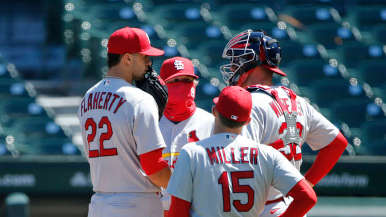 CHICAGO, ILLINOIS - AUGUST 19: Manager Mike Shildt #8 of the St. Louis Cardinals removes Jack Flaherty #22 during the second inning of Game One of a doubleheader against the Chicago Cubs at Wrigley Field on August 19, 2020 in Chicago, Illinois. (Photo by Nuccio DiNuzzo/Getty Images)