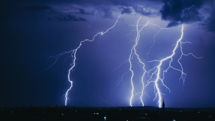 Alex Anothopoulos' late-Spring moves are akin to lightning strikes. (Photo by Fadi Al-Shami/SOPA Images/LightRocket via Getty Images)