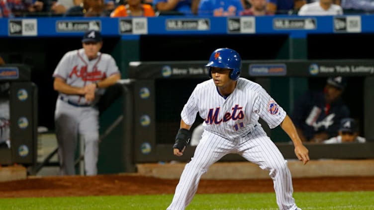 NEW YORK, NY - SEPTEMBER 27: Norichika Aoki #11 of the New York Mets leads off third base during the seventh inning against the Atlanta Braves at Citi Field on September 27, 2017 in the Flushing neighborhood of the Queens borough of New York City. (Photo by Jim McIsaac/Getty Images)