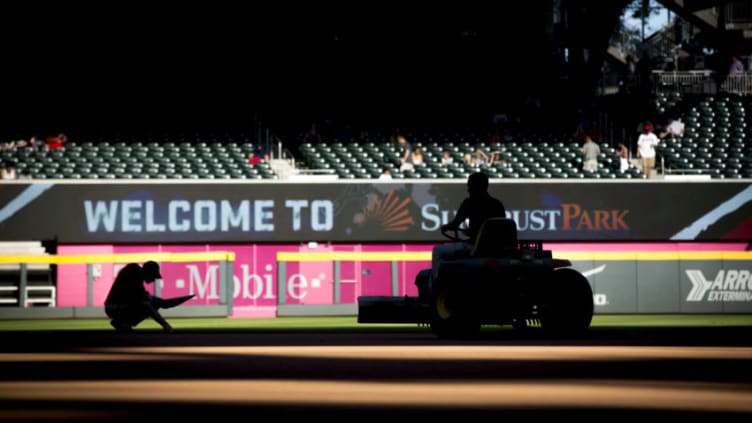 ATLANTA, GA - SEPTEMBER 01: The Atlanta Braves' ground crew prepares the field for play before their game against the Pittsburgh Pirates at SunTrust Park on September 1, 2018 in Atlanta, Georgia. (Photo by Stephen Nowland/Getty Images)