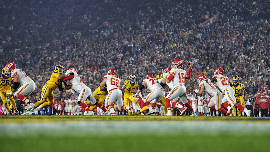Patrick Mahomes throws a pass against the Rams in a game the Chiefs lost 54–51