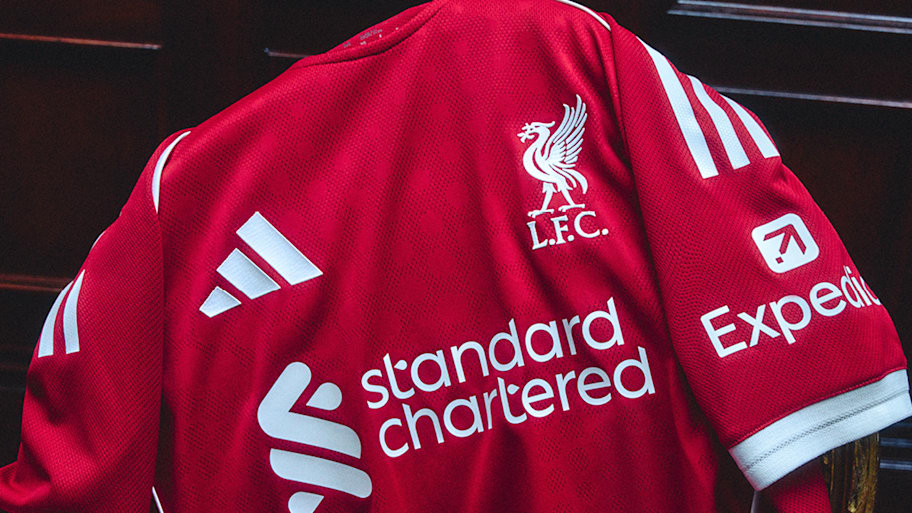 Liverpool home kit