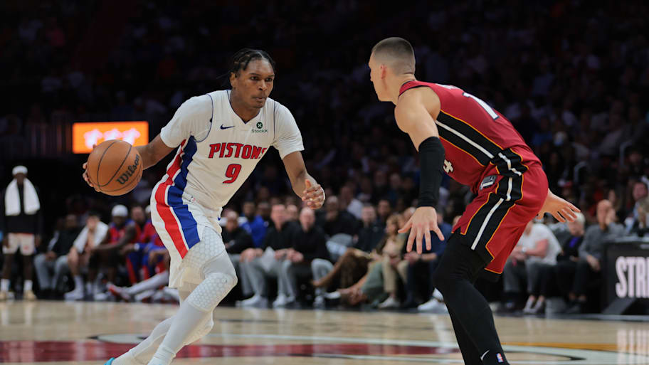 Detroit Pistons small forward Ausar Thompson drives to the basket against Miami Heat guard Tyler Herro.