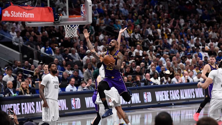 Los Angeles Lakers guard/forward LeBron James shoots against the Dallas Mavericks.
