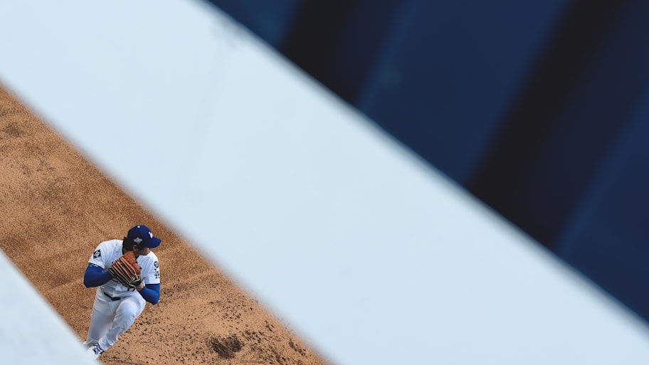 Shohei Ohtani warming up.