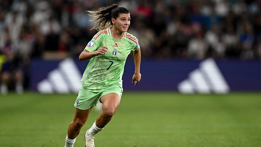 Sofia Cantore playing for Italy.