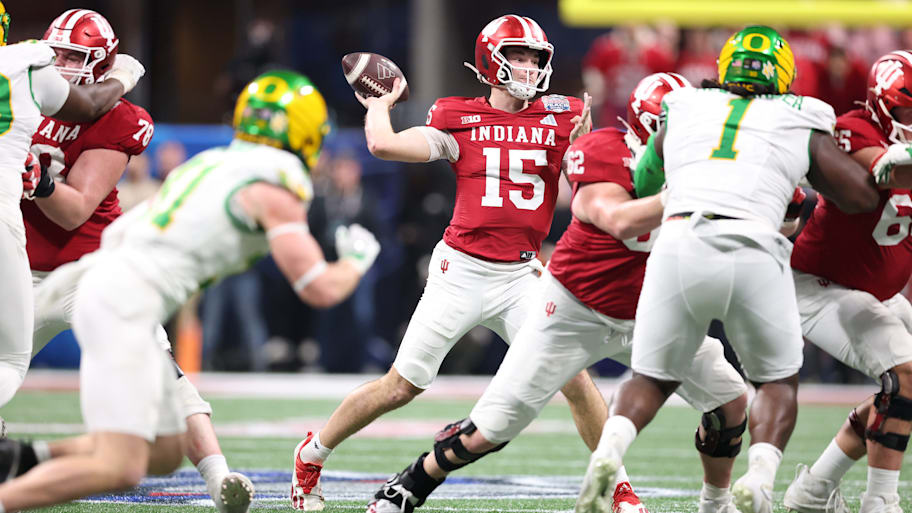 Indiana quarterback Fernando Mendoza throws the ball against Oregon in the CFP semifinal.