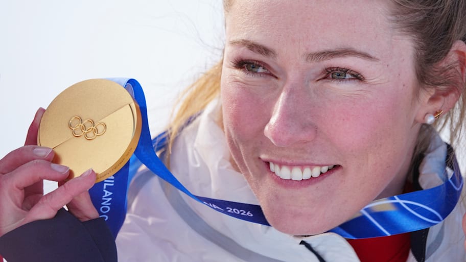 Mikaela Shiffrin with her gold medal.
