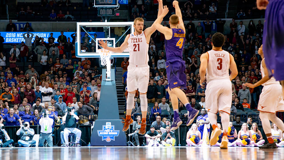 Northern Iowa’s Paul Jesperson shoots the winning shot over Texas in the first round of the 2016 tournament.