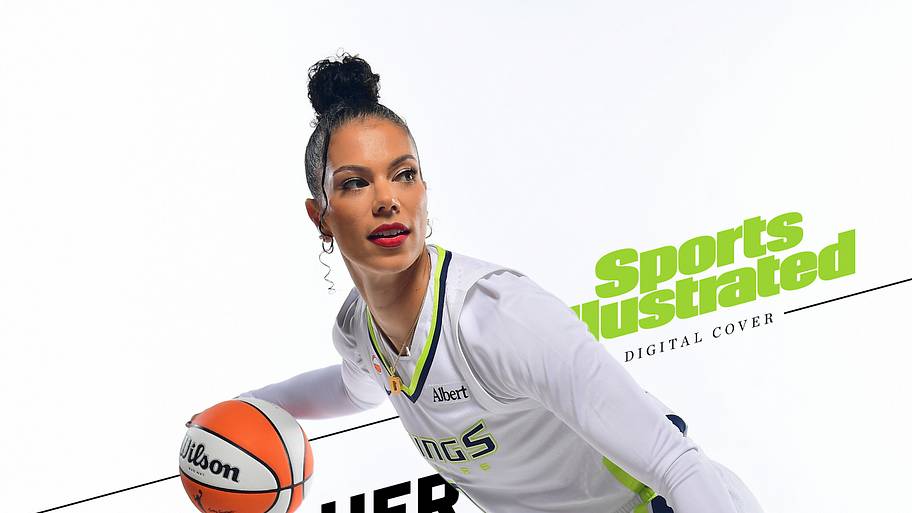 SI Digital Cover: Under Her Wing (Alysha Clark) 