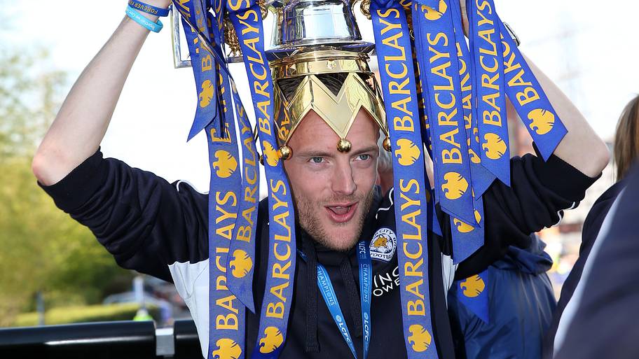 Jamie Vardy celebrating a Premier League title in 2016.