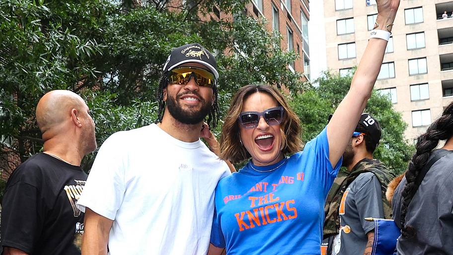 Jalen Brunson and Mariska Hargitay celebrate at the championship parade.