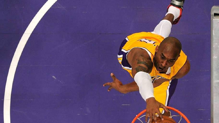 Kobe Bryant dunk