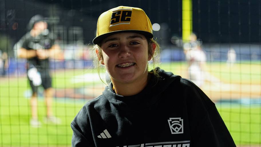 Kinley Rasmus of Alabama Little League at Little League Classic