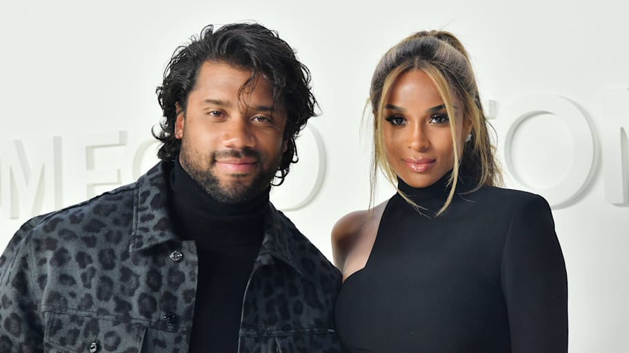 The Russell Wilson Hair Memes Are Great Internet