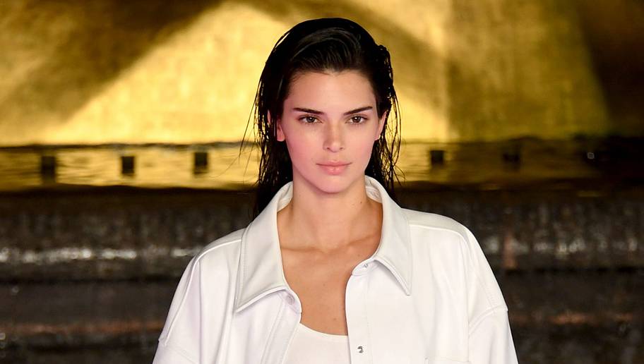 Kendall Jenner Spends 4th Of July With Rumored Boyfriend Kyle Kuzma And Ex Ben Simmons Floor8
