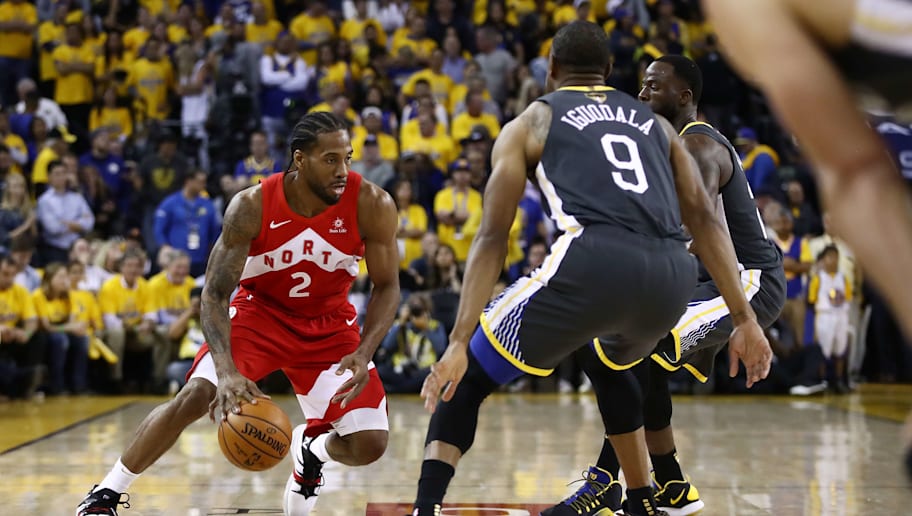 Los Raptors vencen los dos partidos en Oakland y se quedan a una victoria del título