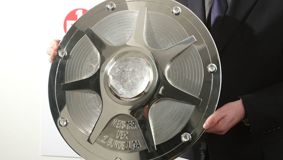 2 Liga Im Check Wer Wird Um Auf Und Abstieg Kampfen German Site