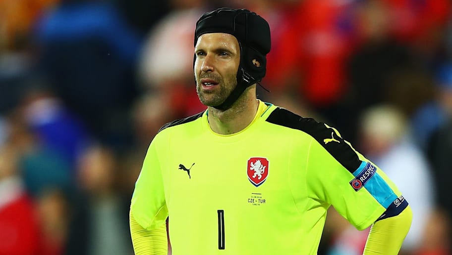 Arsenal Goalkeeper Petr Cech Retires from International ...