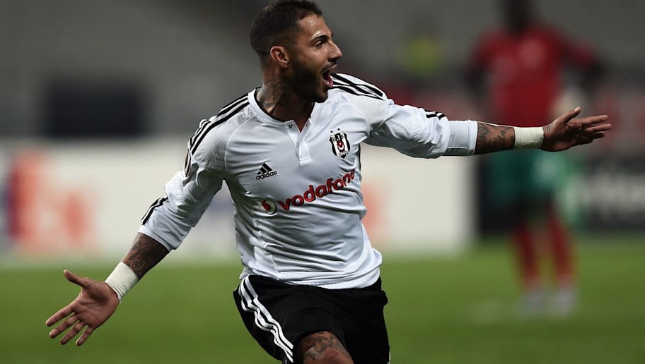 Besiktas In Portekizli Yildizi Ricardo Quaresma Nin Hayati Kitap Oldu 90min
