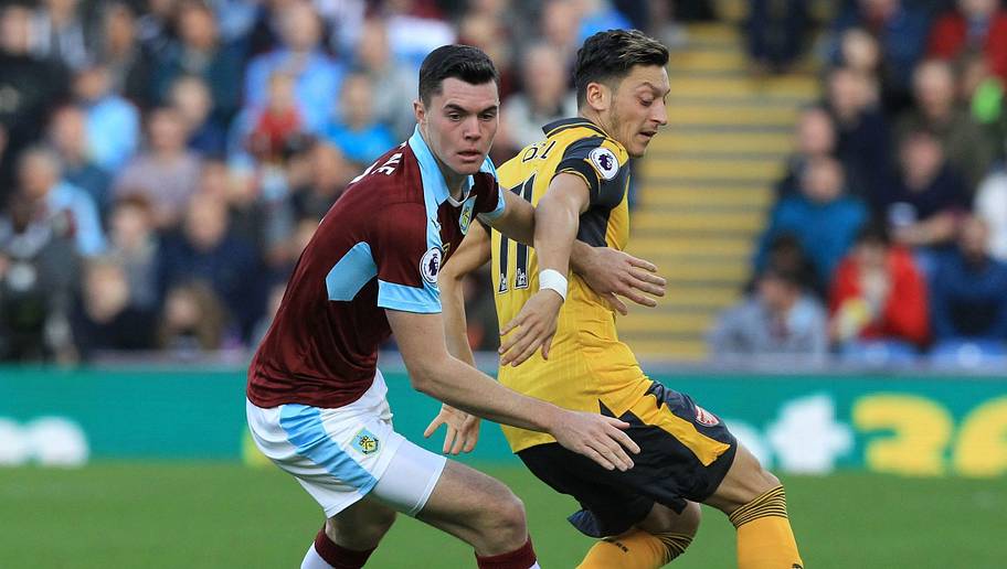Piers Morgan Trolls Arsenal Star Mesut Ozil After Poor ...