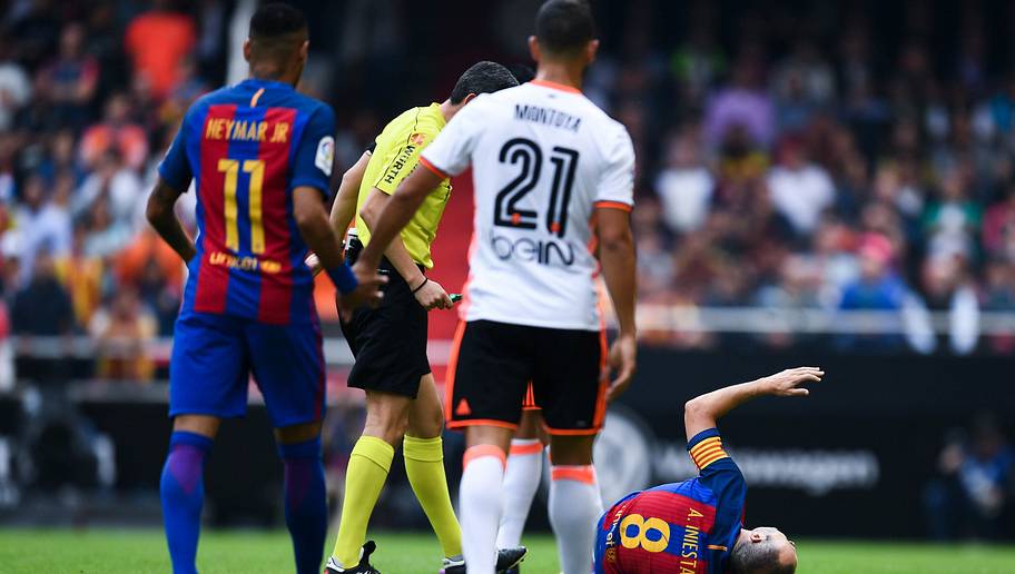 Barcelona Ace Facing Long Spell Away From Action Following ...