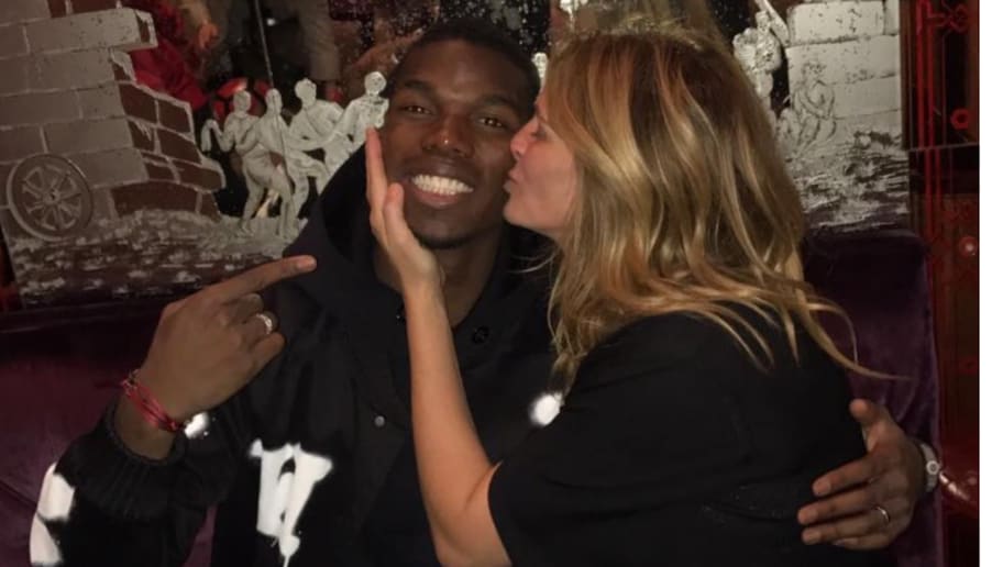 Sealed With A Kiss Paul Pogba Meets Hollywood Superstar After Man Utd S Draw With West Ham 90min