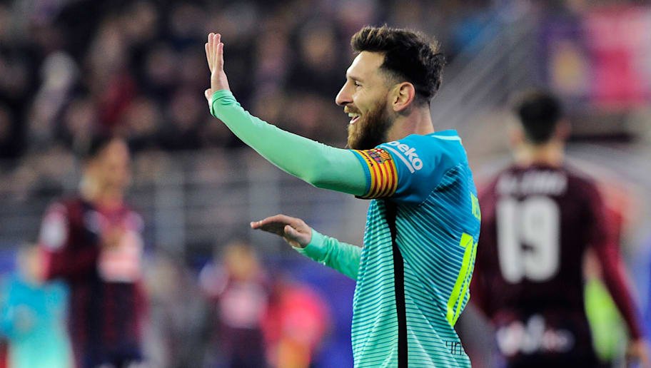Photo Lionel Messi Celebrates Mother S Birthday With Ridiculously Expensive Bottle Of Wine 90min