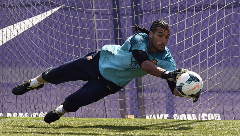 Former Barcelona Keeper Pinto Set To Become Hollywood Star In New