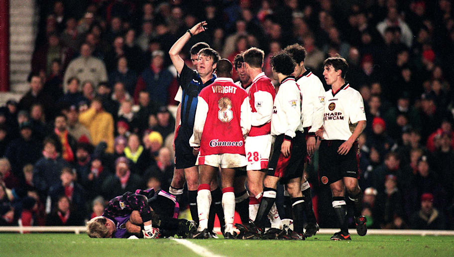 7 Classic Arsenal Vs Manchester United Clashes That Turn Back The Clock Ahead Of Sunday S Huge Game 90min