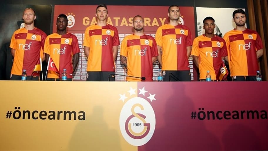 Galatasaray In Hic Begenilmeyen Formalarina Twitter Boyle Tepki Verdi 90min