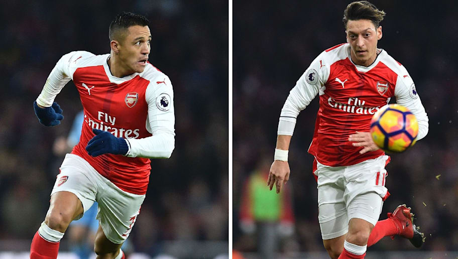 Huyền thoại Arsenal: Câu lạc bộ nên bán Sanchez và Ozil ngay và luôn | 90min