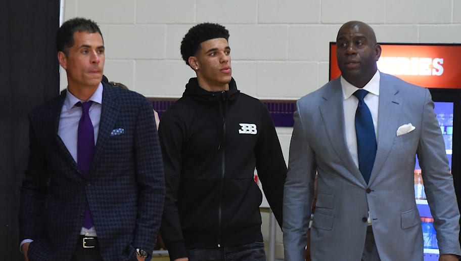 Lakers Ready To Contend With Current Roster In 2017 2018 12up