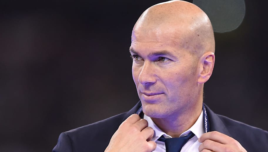 MERCATO : Zinédine Zidane continue de draguer Kylian ...